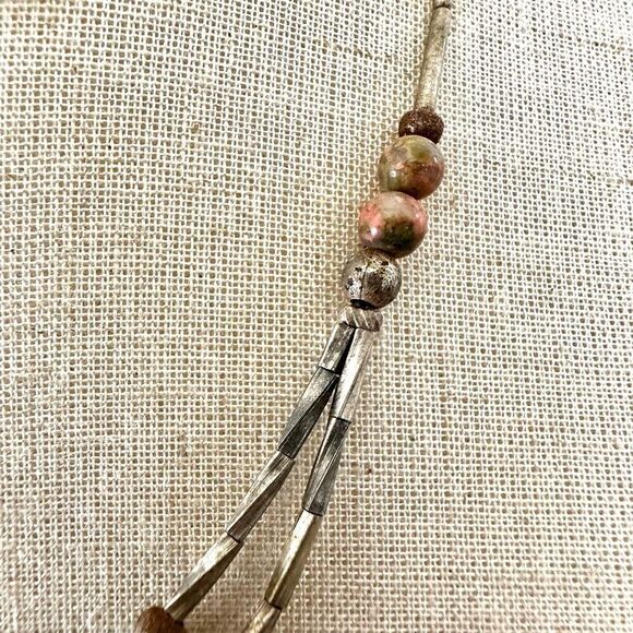 Unakite mother of pearl silver tone double strand  necklace - Picture 10 of 10